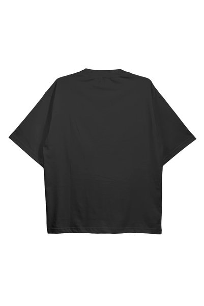 More Black تي شيرت مطبوع عليه الآباء مقاس كبير