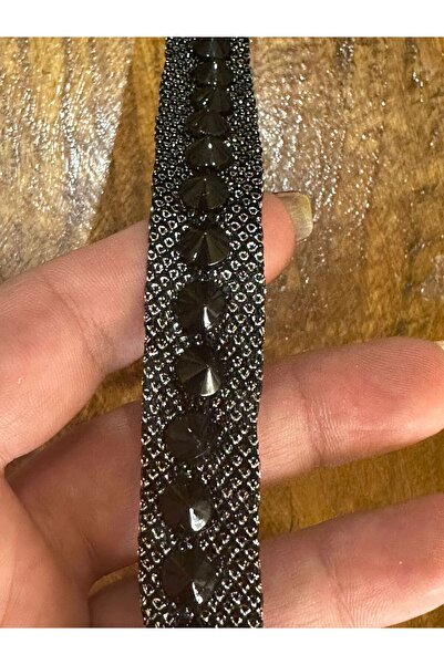 Gönülden Tasarım Dungi cu vârfuri negre - 1 cm, Accesoriu pentru îmbrăcăminte Twox, 1 metru