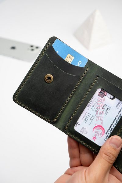 Niki Leather Кожен портфейл Ramos в цвят каки