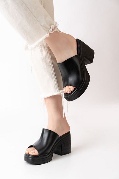 asmi shoes شبشب نسائي أسود لتقويم العظام - نعل داخلي بكعب 9 سم