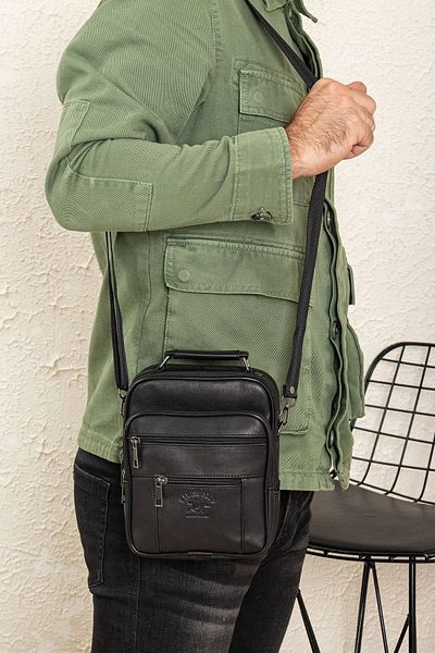 Newish Men's Steel Case Genuine Lambskin Hand and Shoulder Bag Black. Suitable for Daily Use