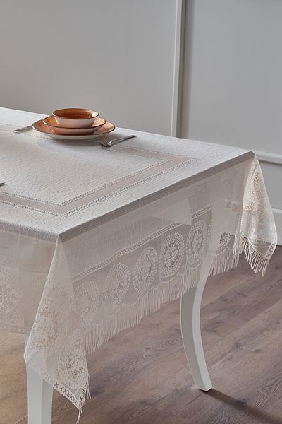Doqu Home Față de masă Cozy 145x240cm -Bej