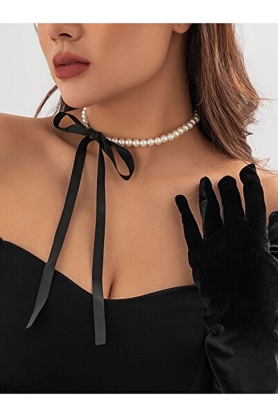 alhifa قلادة خمر مع تفاصيل الشريط الأسود واللؤلؤ الزجاجي