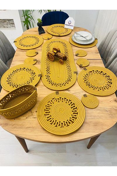 ModaCardin Σετ 14 τεμαχίων από γιούτα Wicker American Service Charging - Runner, Basket και ποτηροθήκη