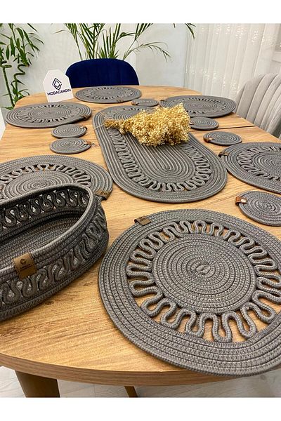 ModaCardin 14-Piece Jute Straw Placemat Set - Runner, Basket and Cup Holder