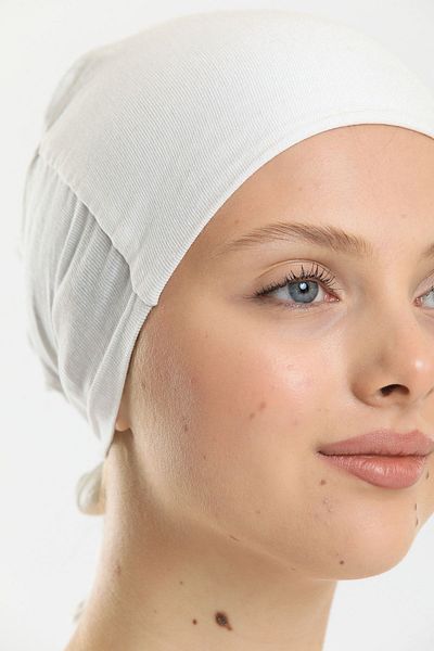 Shalista Buy 4 Pay 3 Pay Reducing Slipping Miraculous Adhesive Seamless Bonnet Ecru (Price Is for 1 Piece)