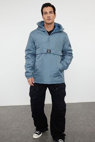 Trendyol Collection Winter Mint Regular Fit Windjacke – Känguru-Modell TMNAW25MO00014