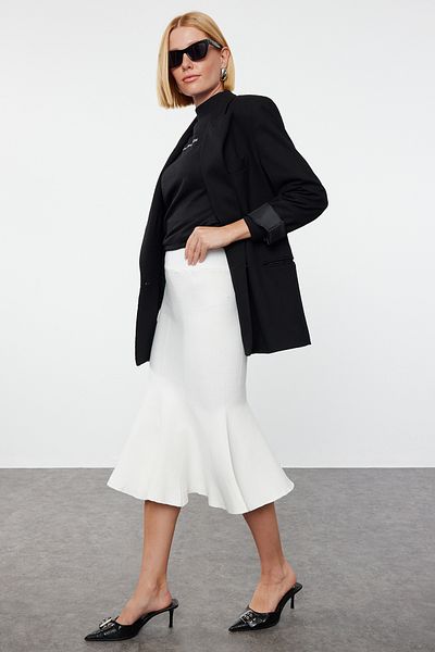 Trendyol Collection Sukně Premium Bone Midi Knitwear - Speciální příze Twoaw25Et00001