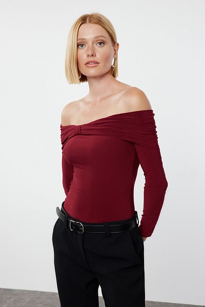 Trendyol Collection Bluză tricotată Bordeaux flexibilă - mânecă lungă, detaliu drapat, potrivire pe corp TWOAW25BZ00018