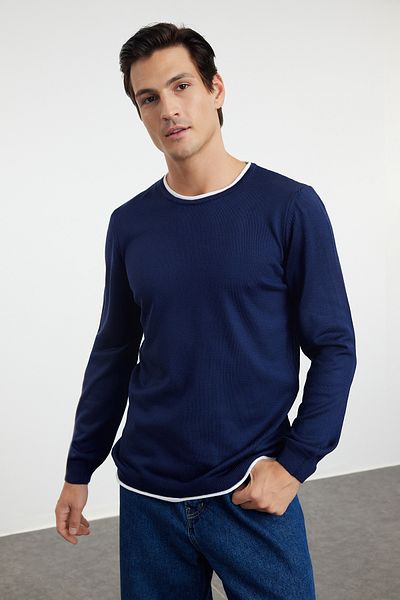 Trendyol Collection Μπλε ανδρικό πουλόβερ με λεπτή εφαρμογή με αντίθεση με γιακά TMNAW21KZ2499