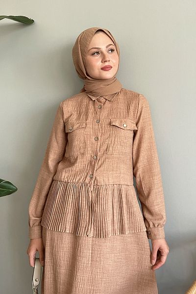 InStyle طقم تنورة من الكتان الجملي بطيات