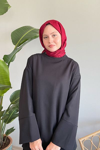 InStyle طقم بدلة تنورة بأكمام فضفاضة سوداء