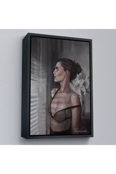 Harita Sepeti Uramljena slika na platnu: Prelepa žena gleda kroz prozor - 5257