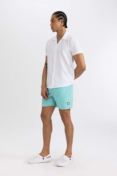 DeFacto Kurze Badeshorts mit Netzfutter N0131az23hs