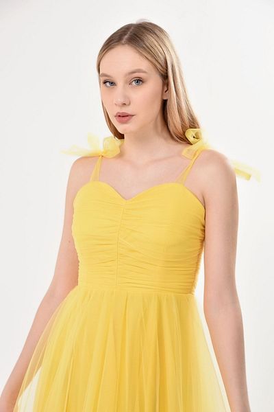 Asees Rochie de seară din tul colorată cu umeri legați