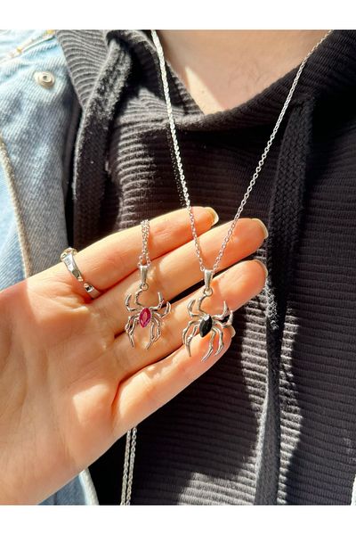 Harlofia Jewelry قلادة زوجين عنكبوت سوداء مرصعة بالأحجار الوردية