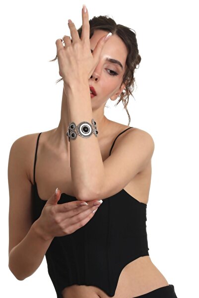 LABALABA Kadın Antik Gümüş Kaplama Siyah Boncuk Detaylı Çiçek Stilizesi Zincir Bileklik