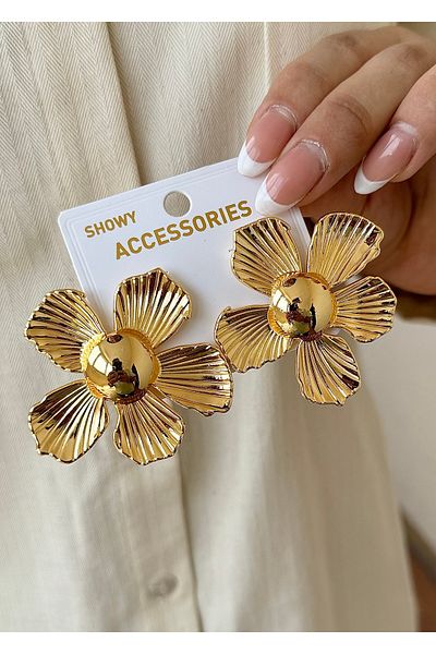 takıtarzım Gold Flower Patterned Women's Trend Earrings