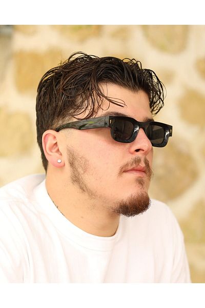 ModaLand Carla Black - Sunglasses Model