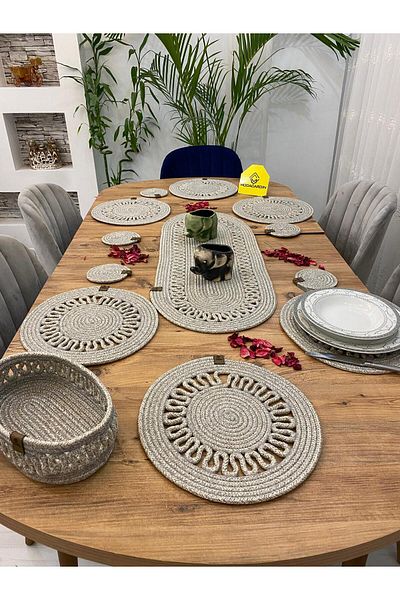 ModaCardin Σετ 14 τεμαχίων από γιούτα Wicker American Service Charging - Runner, Basket και ποτηροθήκη