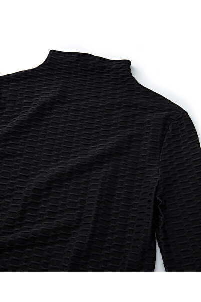 Twist Black Turtleneck Body - TW 6230070049001