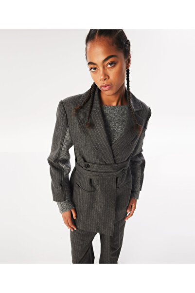Twist Gray Blazer Jacket - Stylish Design