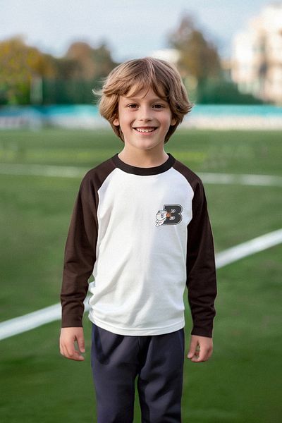 TRENDYOLKIDS Boy's Ecru Seasonal Sweatshirt - Thin Color Block, Crew Neck Tkdaw25sw00005