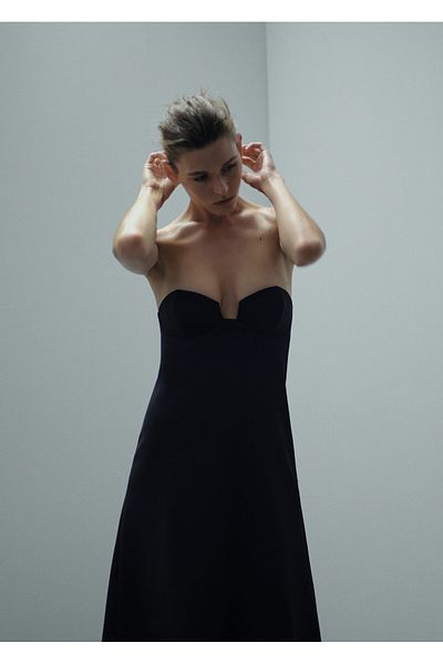 MANGO Woman Černé dámské šaty57005157