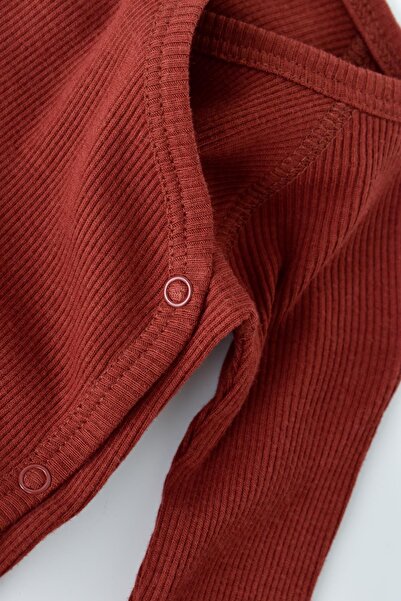 BabyCosy Baby Set of 4 - 50% Modal and 50% Organic Cotton, Long Sleeve T-Shirt, Pants, Hat and Gloves