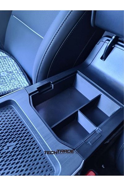 Tech Trade Chery Tiggo 7 Pro Avantgarde Armrest Organizer with 3 Compartments