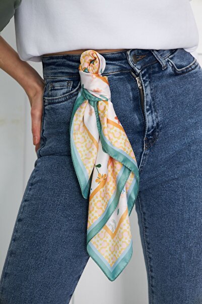 D scarf SU YEŞİLİ ÇİÇEK DESENLİ KADIN FULAR