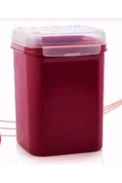 Tupperware Tupperware Special Square Claret Red 5.5 Liters