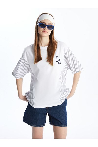 LC Waikiki Oversize dámské tričko s vyšívaným detailem – výstřih, krátký rukáv