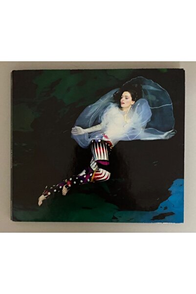 CD Nil Karaibrahimgil on the Bank of the Nile