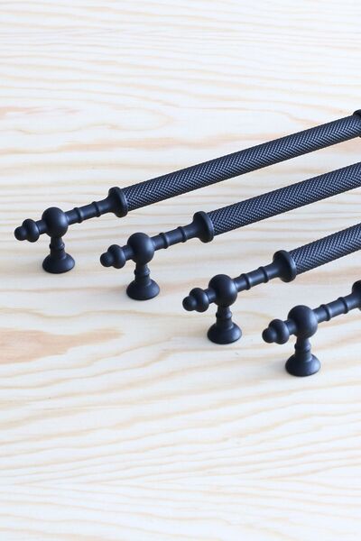 Badem10 Lemn de molid Negru Metal 224 Mm (22,4 CM) Mobilier Bucătărie Sertar Dulap Dulap Mâner Capac Mâner Mânere