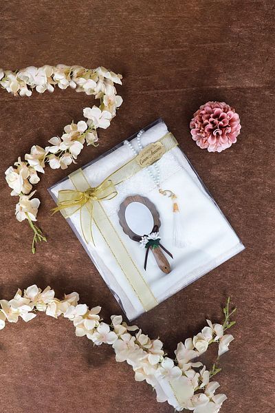 H Hediye Hemen Acetate Box Inside - Prayer Rug Shawl, Pearl Prayer Beads and Wooden Hand Mirror Gift Set