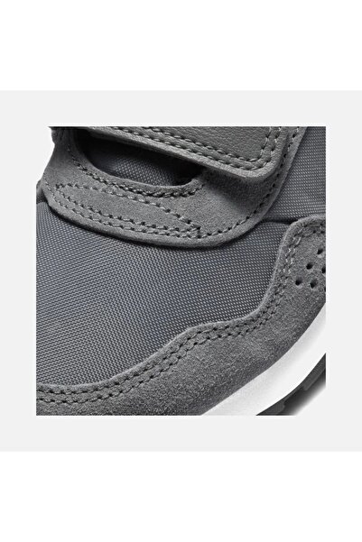 Nike MD Valiant (PSV) 011 Model Children's Sneakers - CN8559