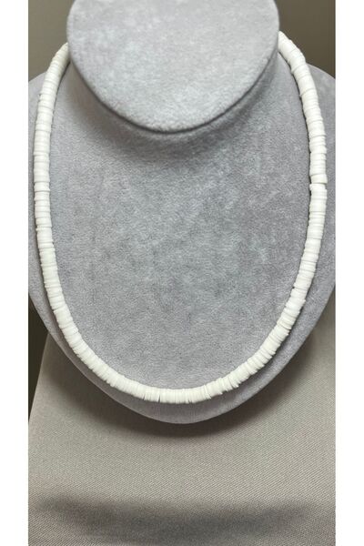 Atelier By Serkan قلادة فيمو بيضاء اللون