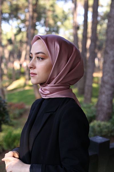 Akel Απλό Κρυστάλλινο Κασκόλ Hijab Μέγεθος 95 x 95 cm