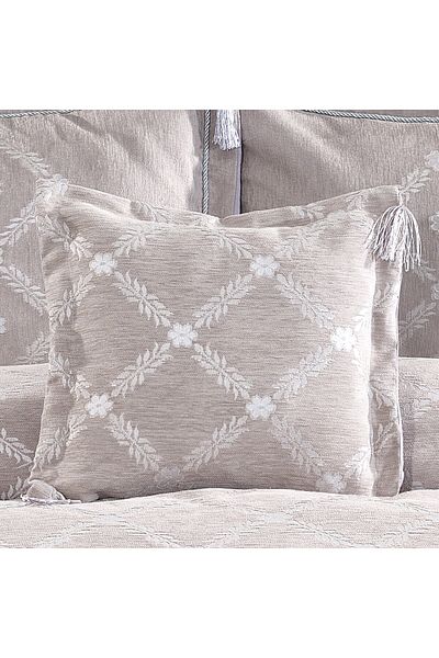 In House Toronto | 6 Pieces Chanel Comforter Set - King - 260x240 cm - 553 - Silver & White