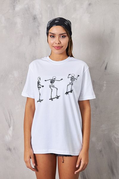 The Champ Clothing Λευκό T-shirt - Skateboarding Skeletons Design Printed