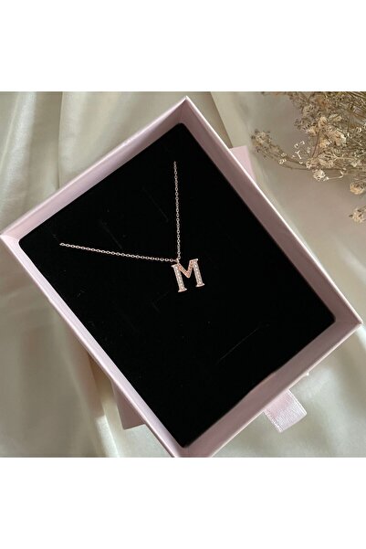 Lovera Jewellery 925 Ayar Gümüş Rose M Harfli Harf Kolye | Kadın Zarif Hediyelik Takı Şık Doğum Günü Hediyesi M Harfi