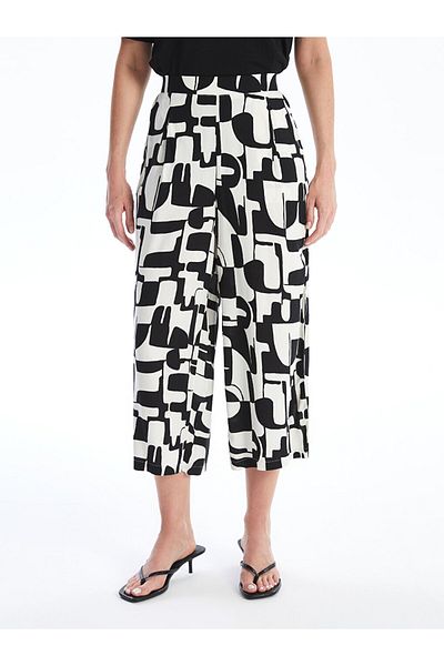 LC Waikiki Gemusterte Caprihose für Damen – elastische Taille