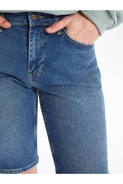 LC Waikiki Ανδρικό τζιν σορτς Slim Fit