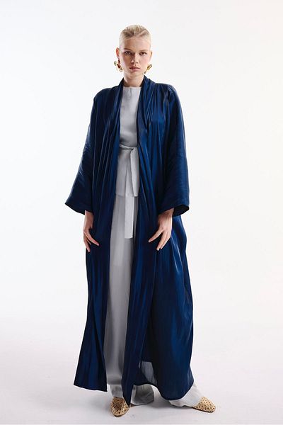 Nuum Design Abaya - Silky Textured