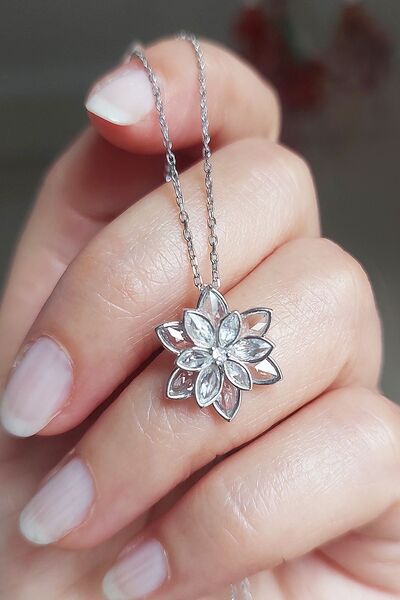 VAOOV 925 Ayar Gümüş Beyaz Taşlı Lotus Çiçeği Kolye