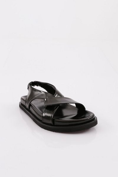 DGN Damensandalen mit gekreuzten Riemen Modell 3040
