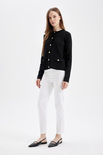 DeFacto Crew Neck Basic Plain Button Pocket Knitwear Cardigan D4195Ax24Au