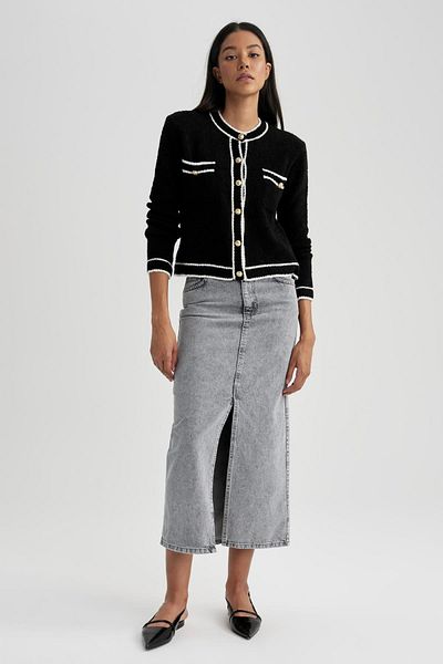 DeFacto Strickjacke mit Rundhalsausschnitt und normaler Passform - A7847ax23wn