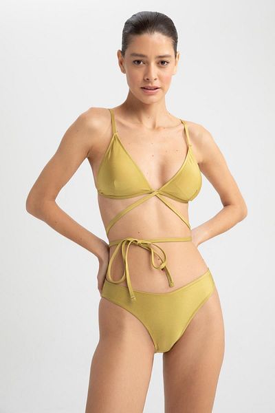 DeFacto Fall In Love Regular Fit Bikini Top W6013az22sm